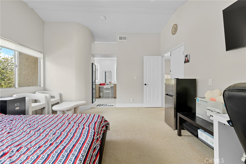 2116 Sun Ridge Cir