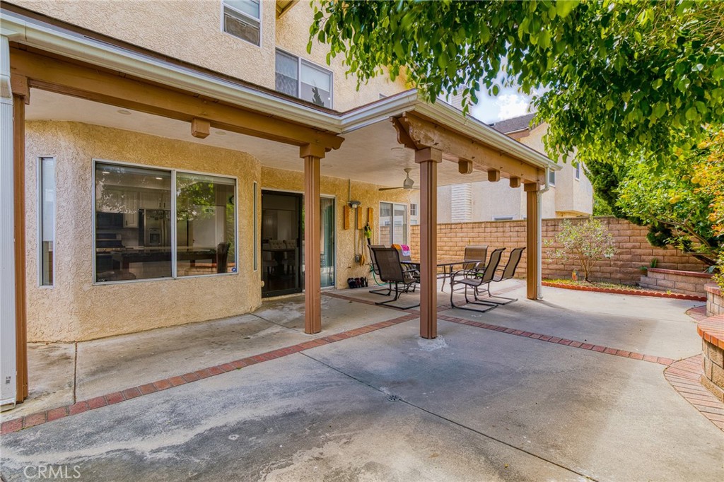 2116 Sun Ridge Cir