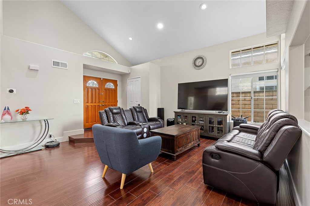 2116 Sun Ridge Cir