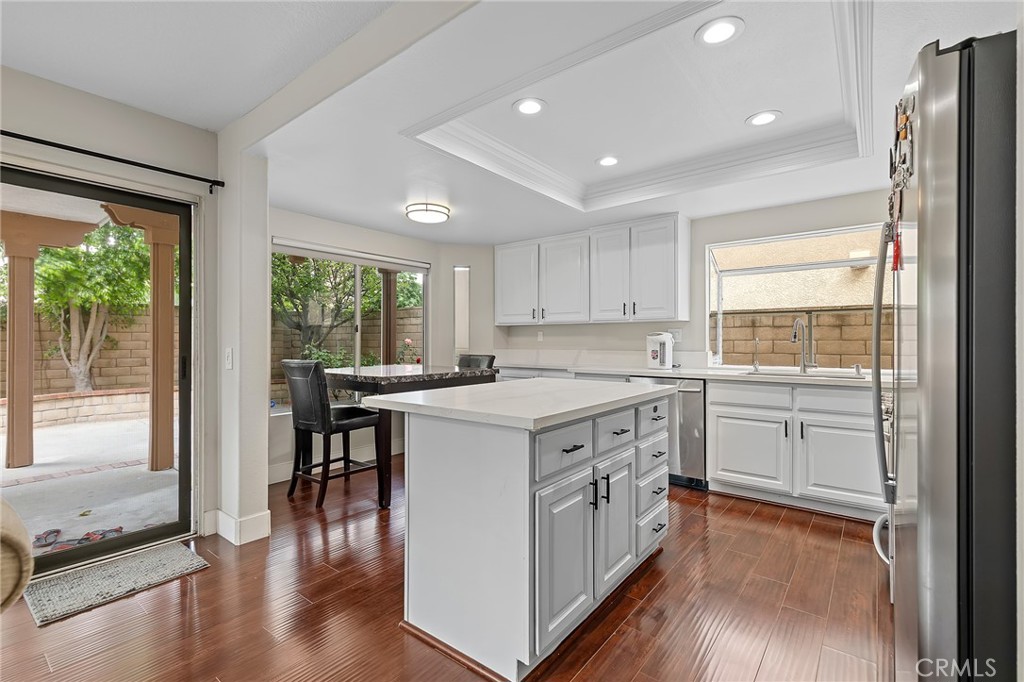 2116 Sun Ridge Cir
