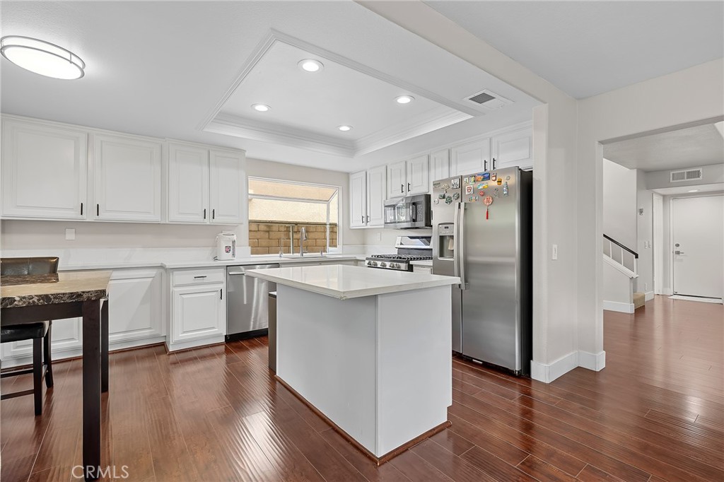 2116 Sun Ridge Cir