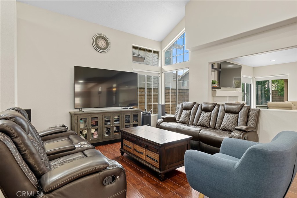 2116 Sun Ridge Cir