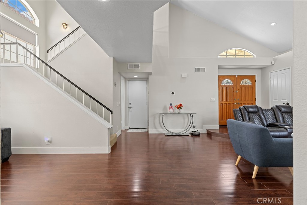 2116 Sun Ridge Cir