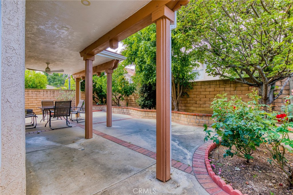 2116 Sun Ridge Cir