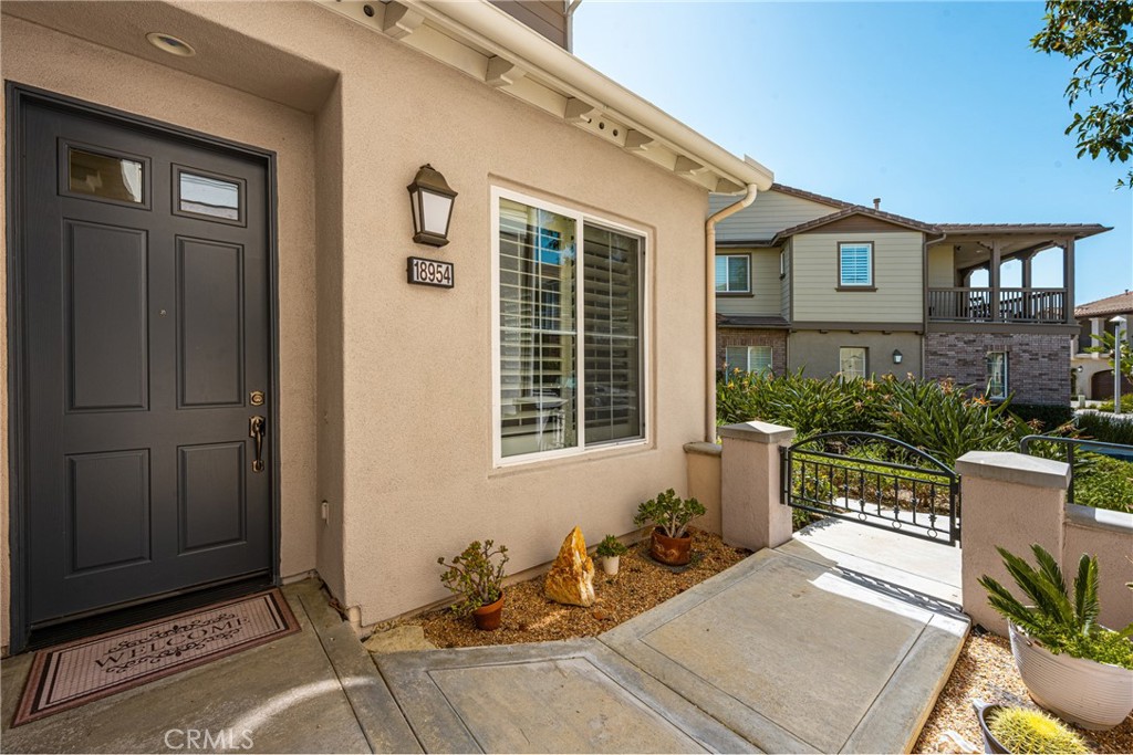 18954 Northern Dancer Lane