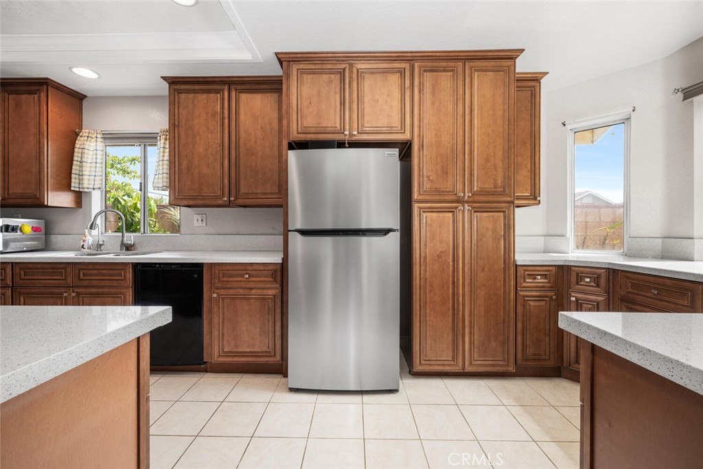 13402 Wentworth Street