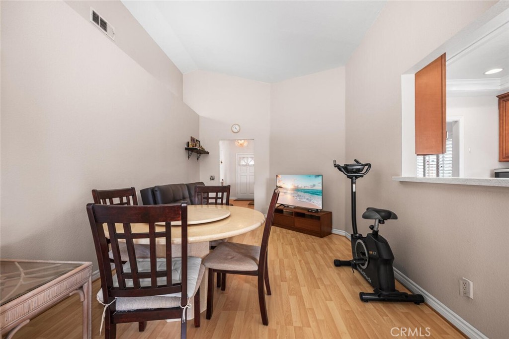 13402 Wentworth Street