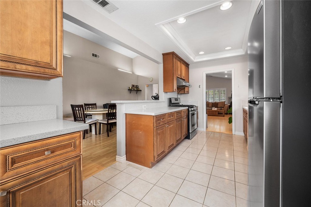 13402 Wentworth Street