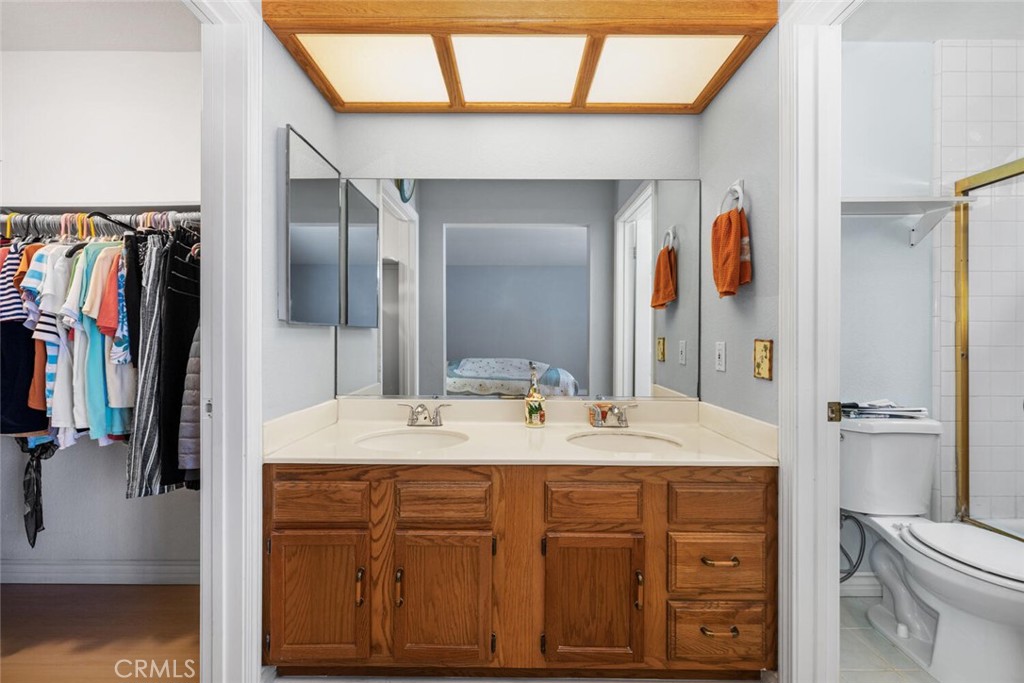 13402 Wentworth Street