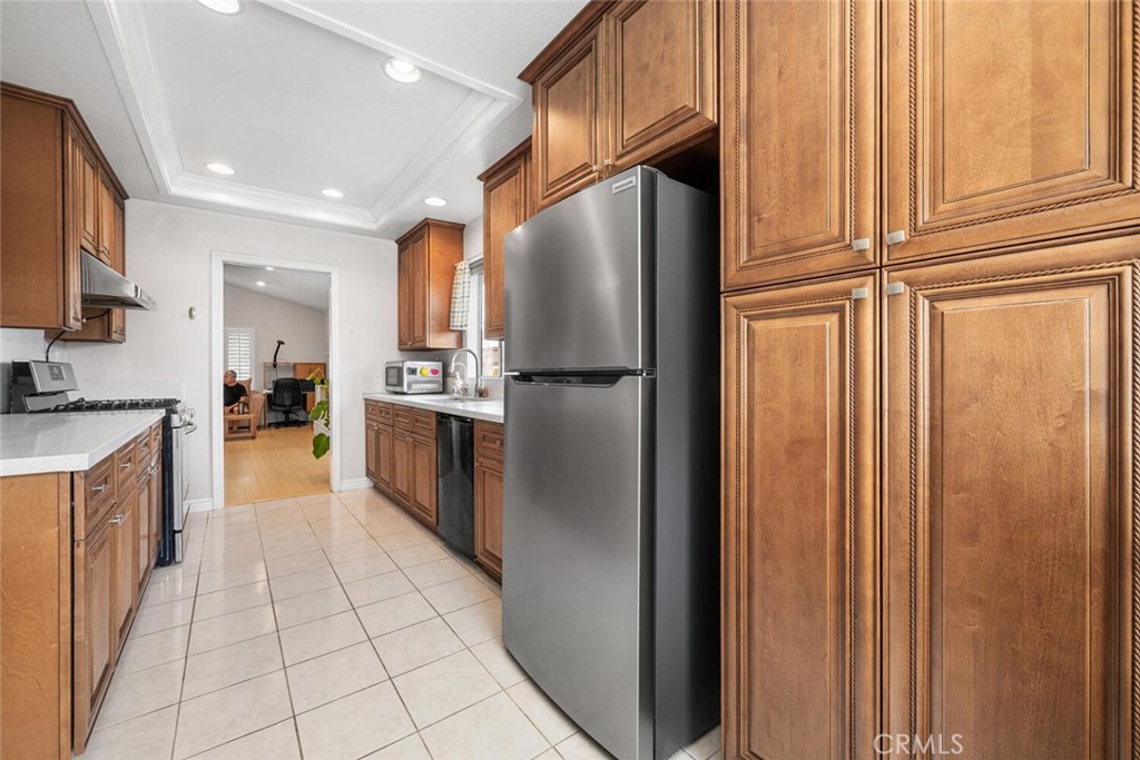 13402 Wentworth Street