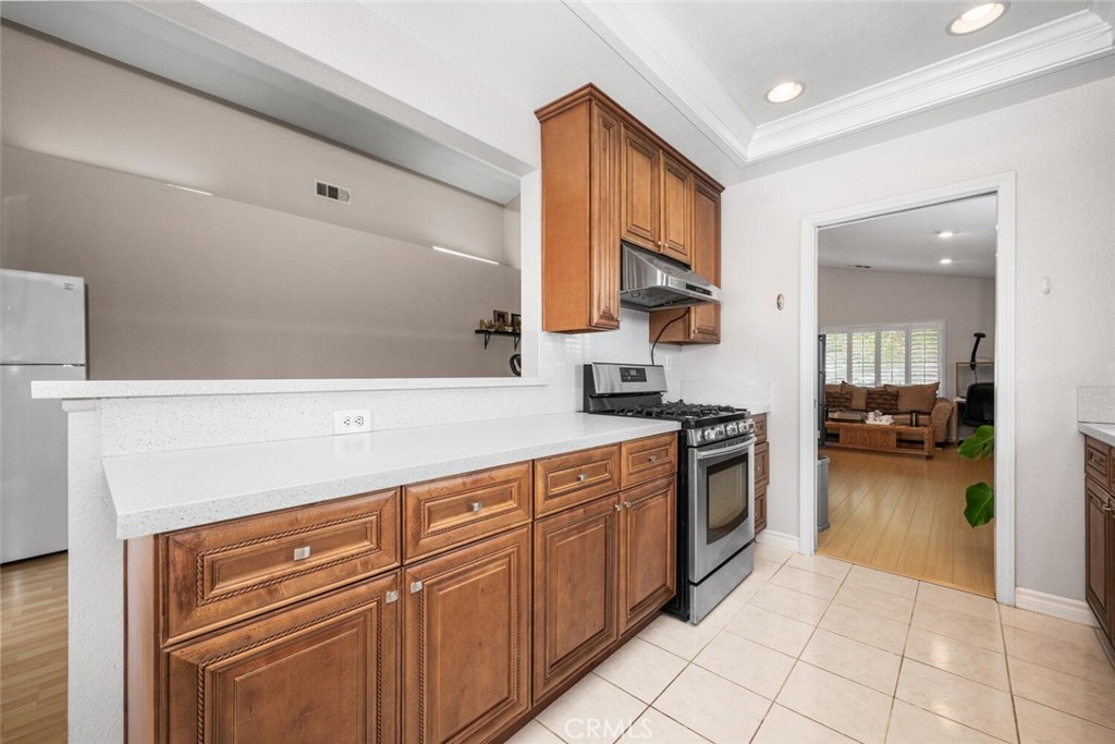 13402 Wentworth Street