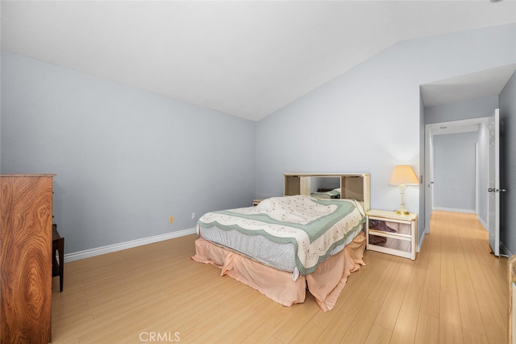 13402 Wentworth Street