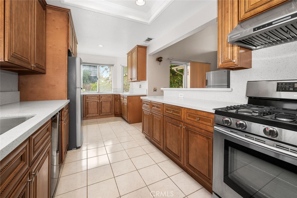 13402 Wentworth Street