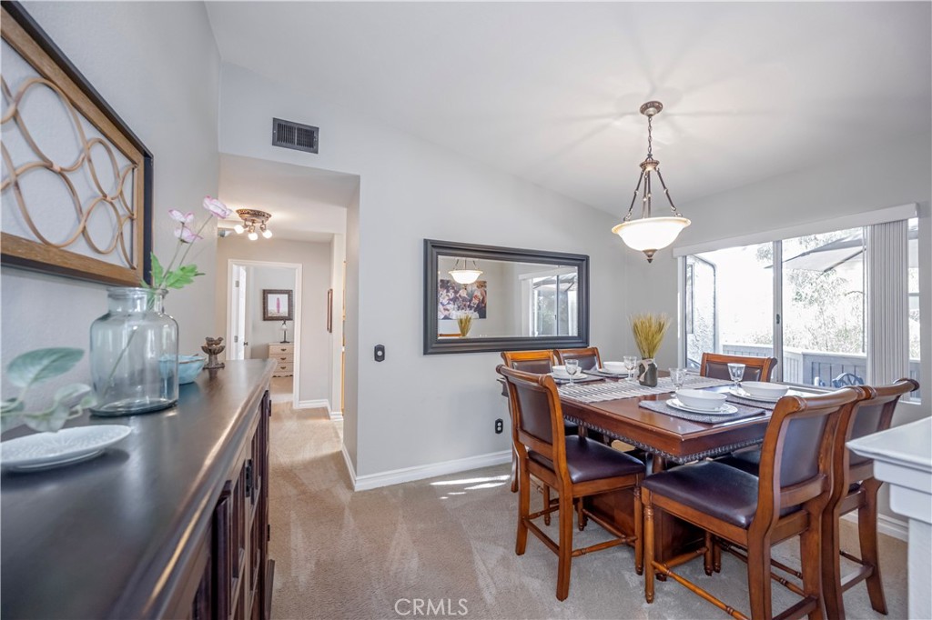 10 Corniche Drive E