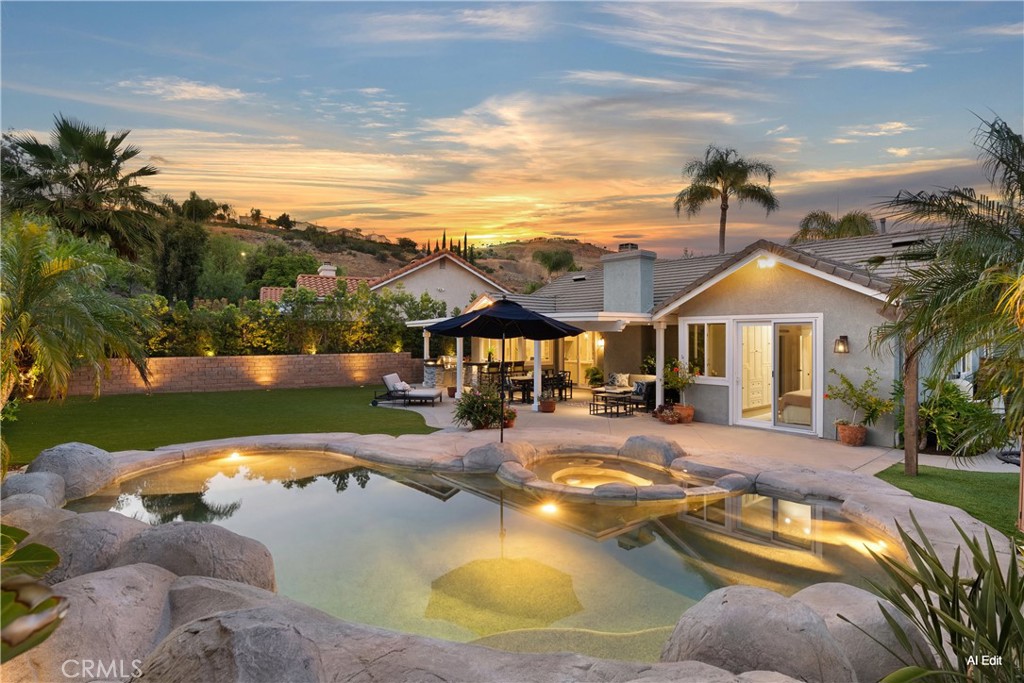 5585 Bayberry Way