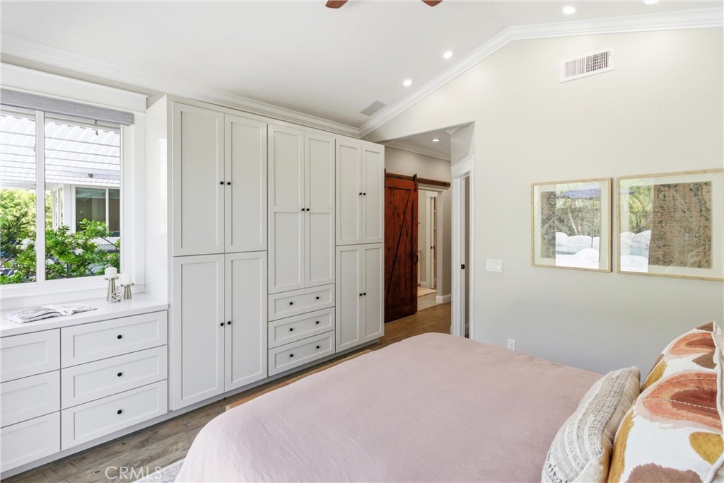5585 Bayberry Way