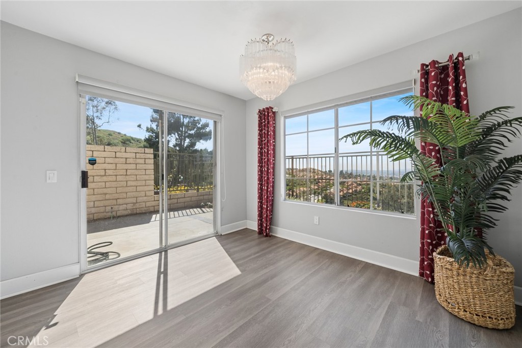 6111 E Garnet