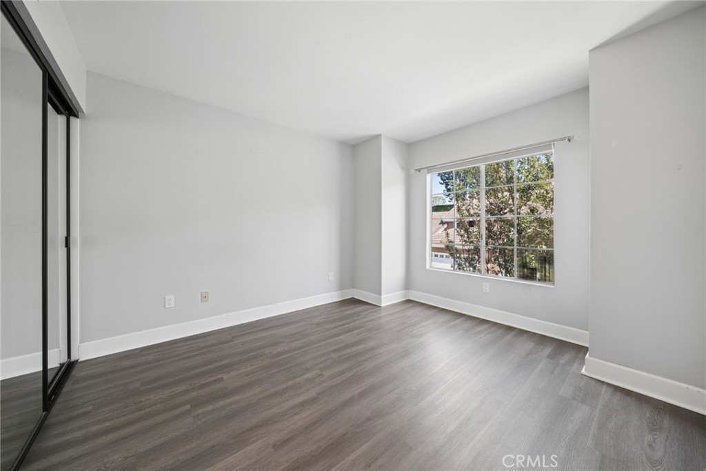 6111 E Garnet