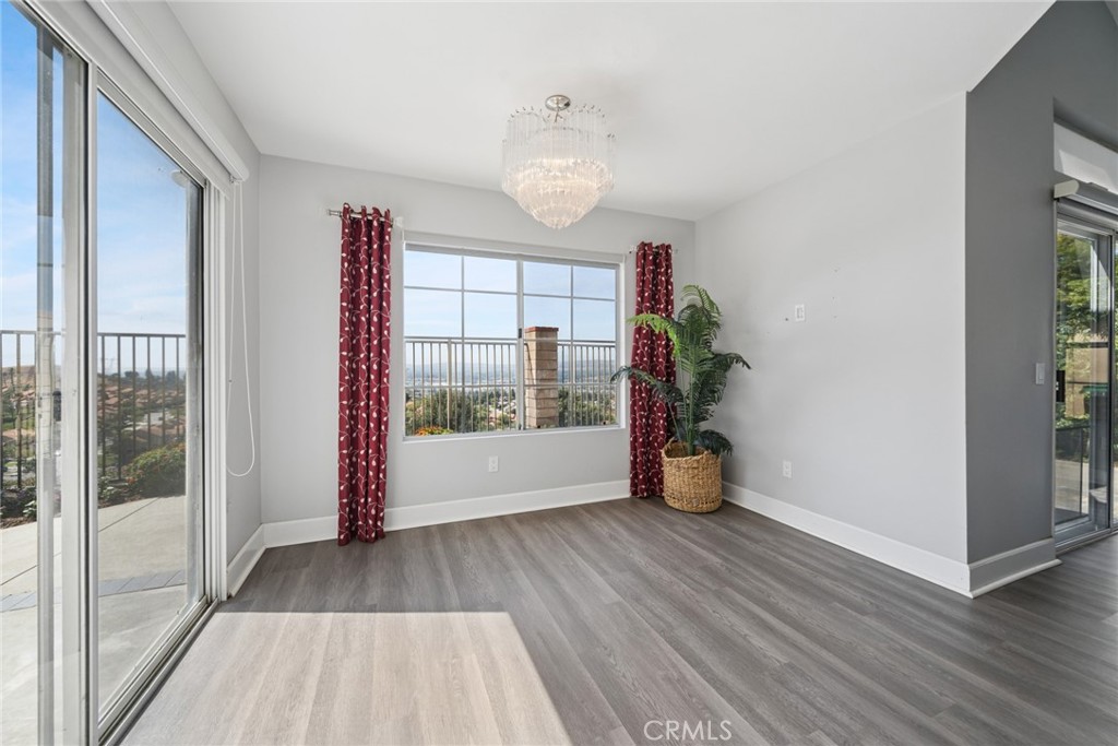 6111 E Garnet