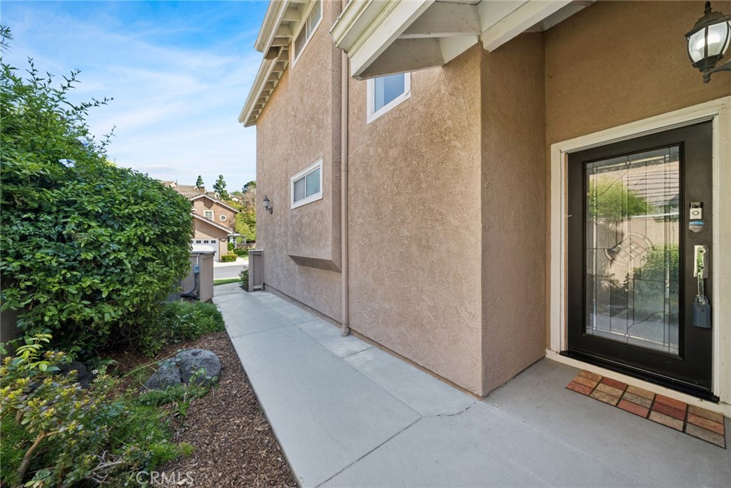 6111 E Garnet