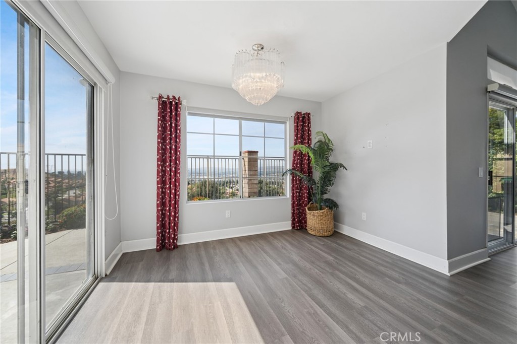 6111 E Garnet