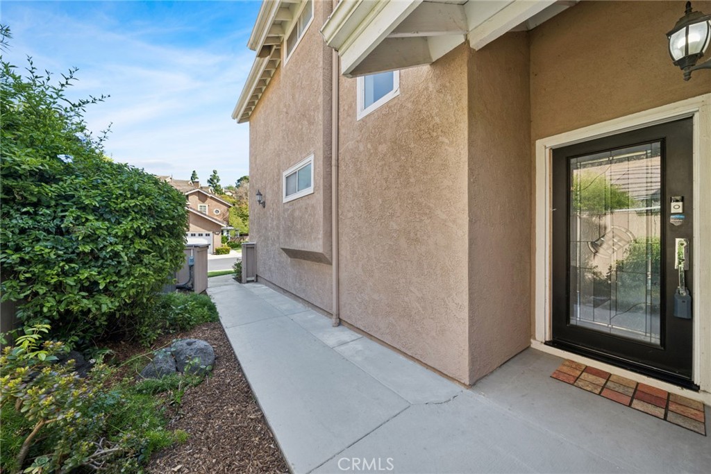 6111 E Garnet