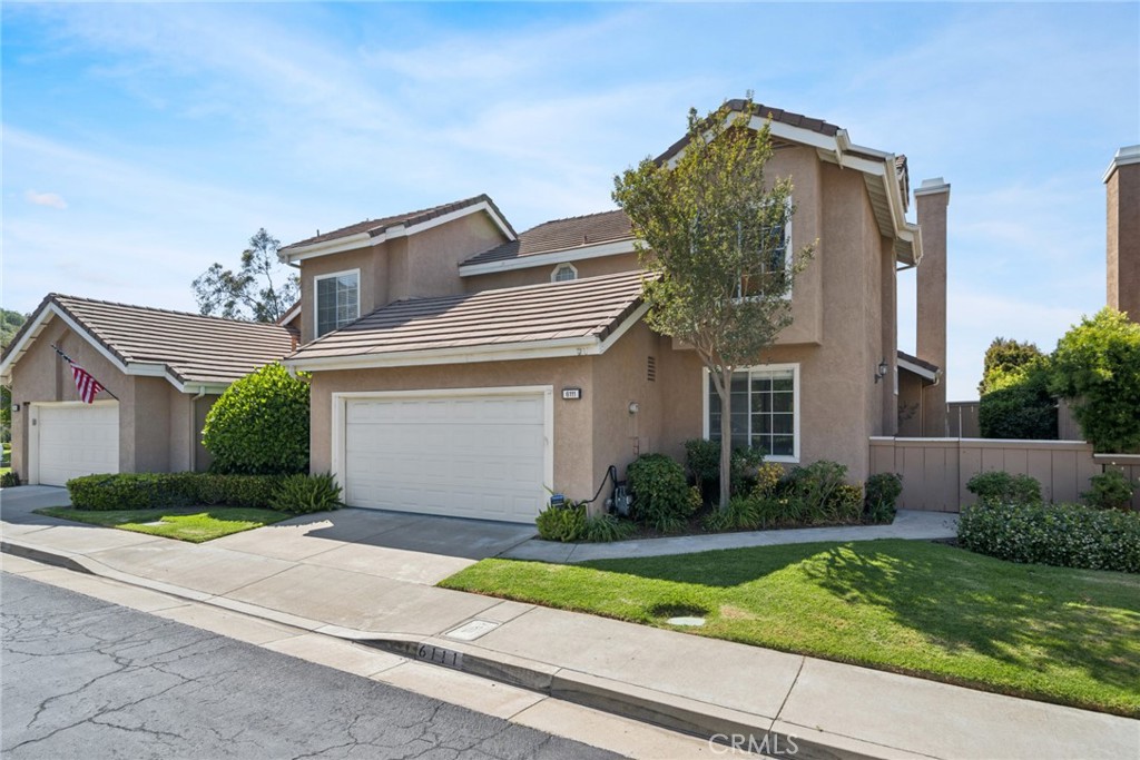 6111 E Garnet