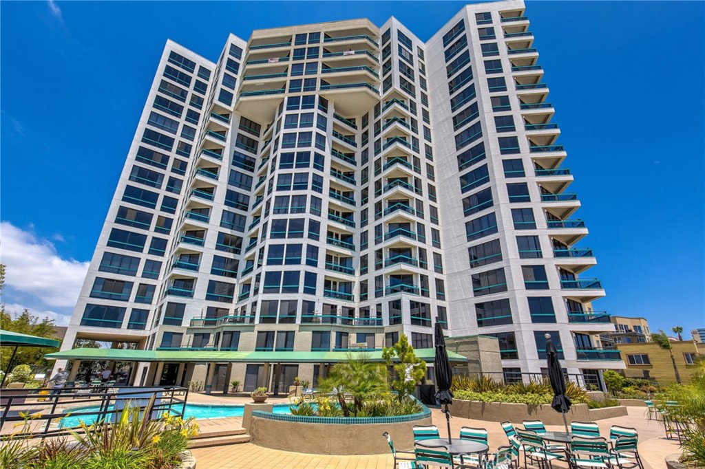 1310 E. Ocean Blvd. 1604