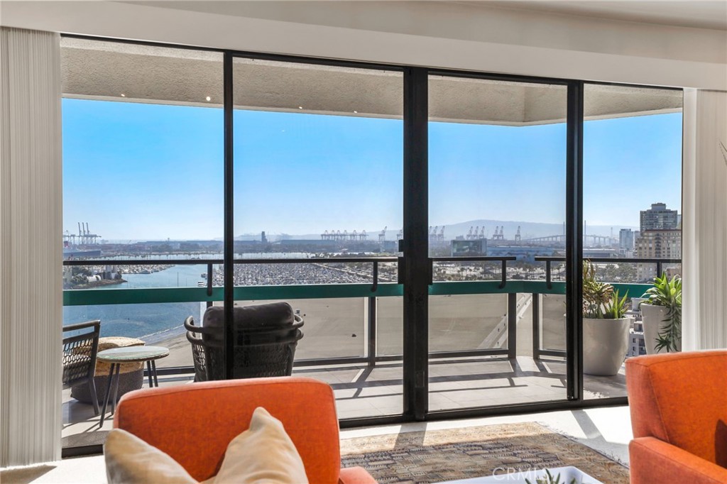 1310 E. Ocean Blvd. 1604