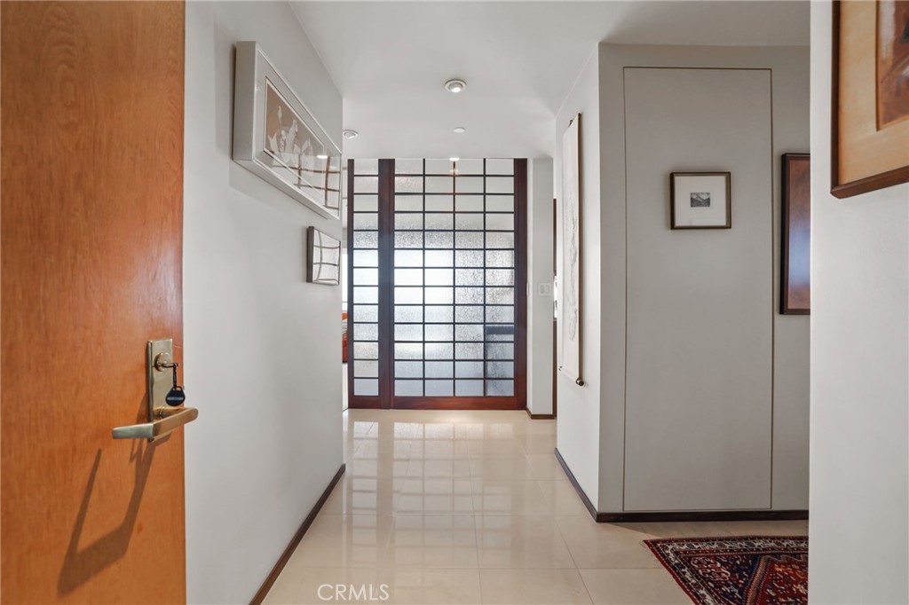 1310 E. Ocean Blvd. 1604