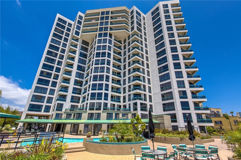 1310 E. Ocean Blvd. 1604