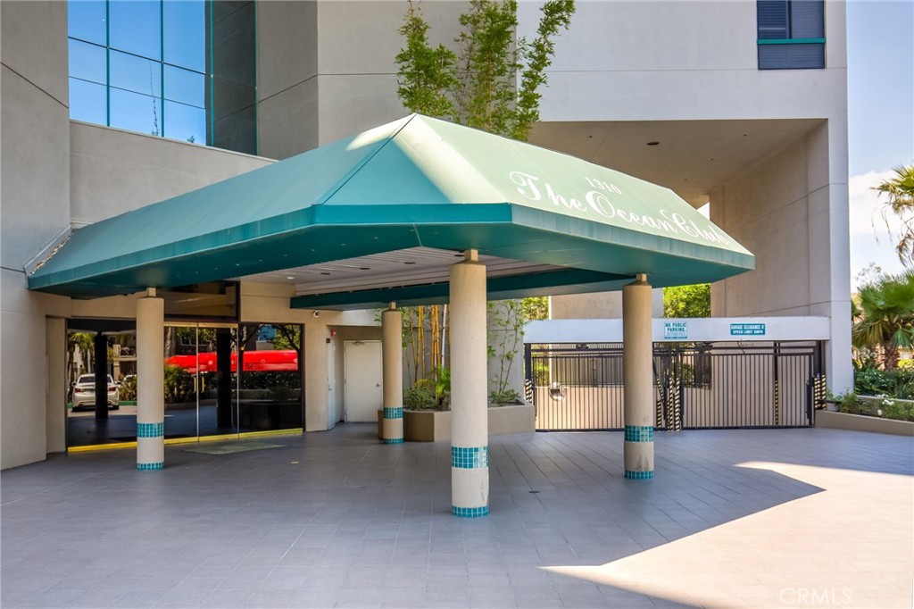 1310 E. Ocean Blvd. 1604