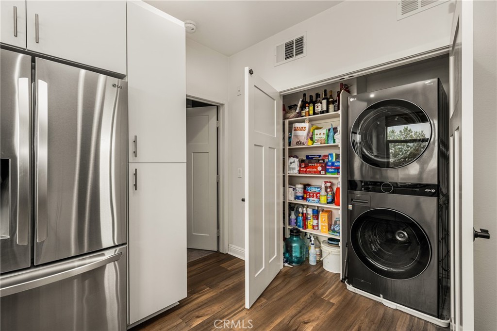 510 S Anaheim Boulevard S 7