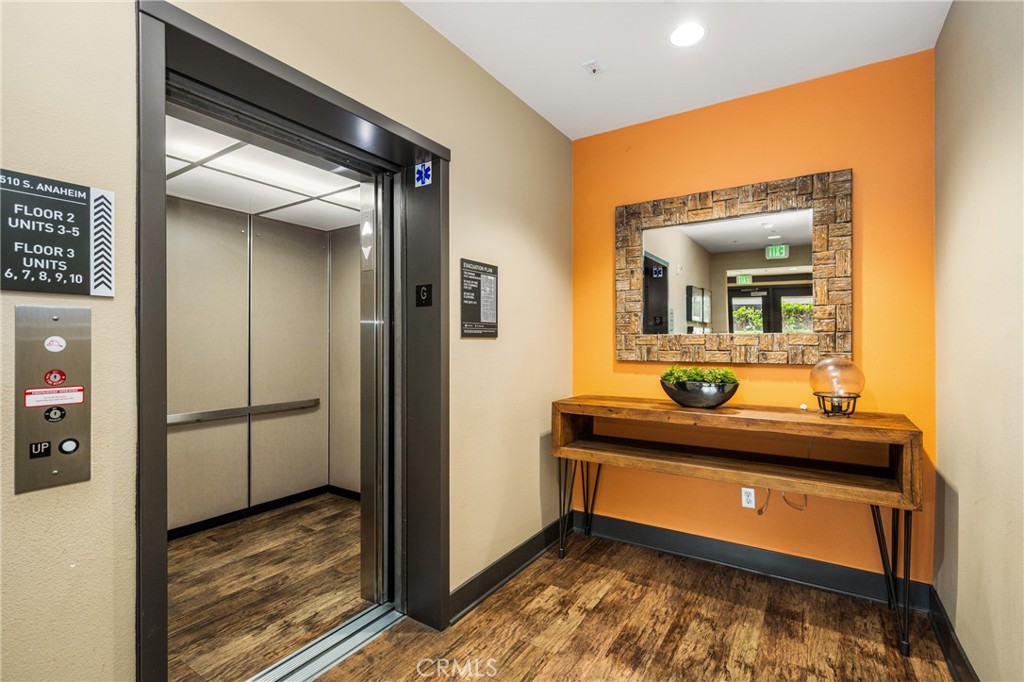 510 S Anaheim Boulevard S 7