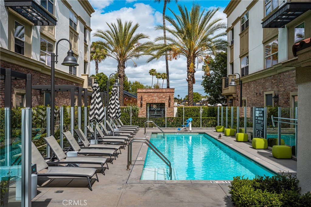 510 S Anaheim Boulevard S 7