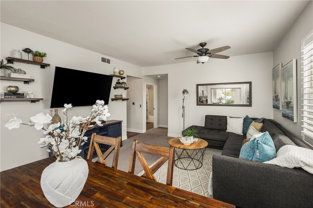 510 S Anaheim Boulevard S 7