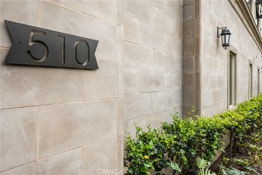 510 S Anaheim Boulevard S 7