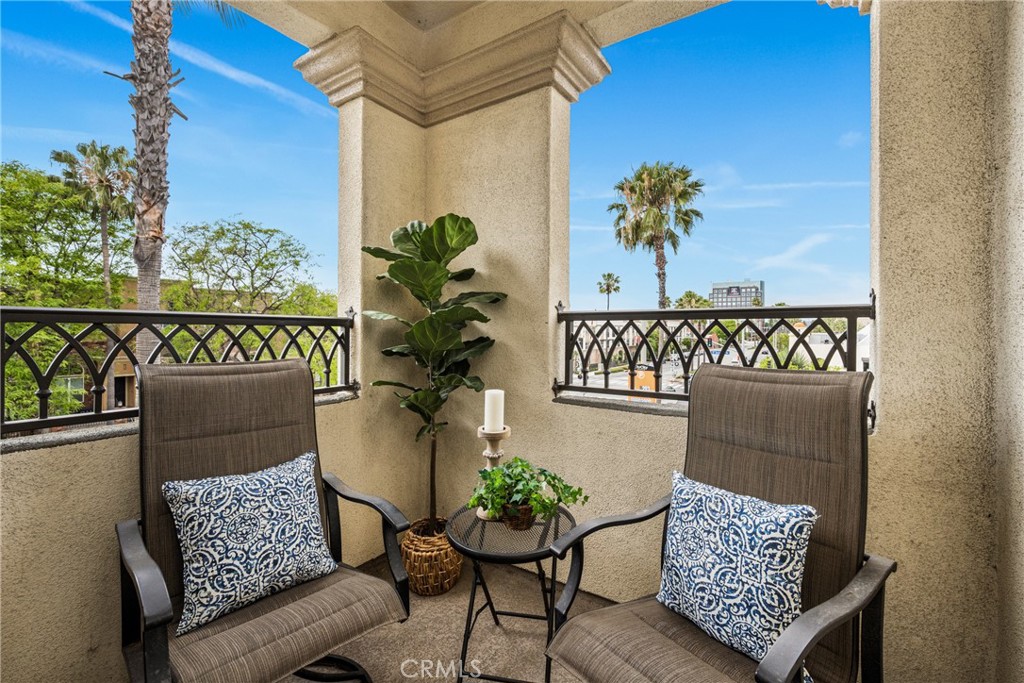 510 S Anaheim Boulevard S 7