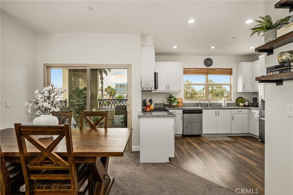 510 S Anaheim Boulevard S 7