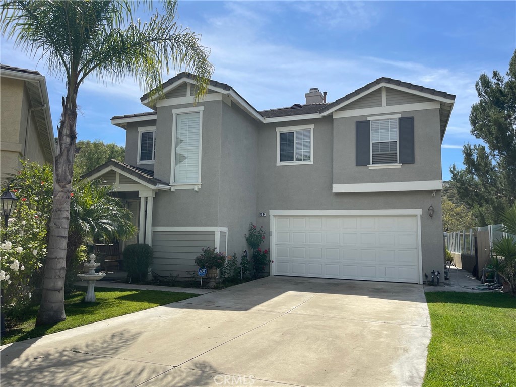 1294 S Springwood