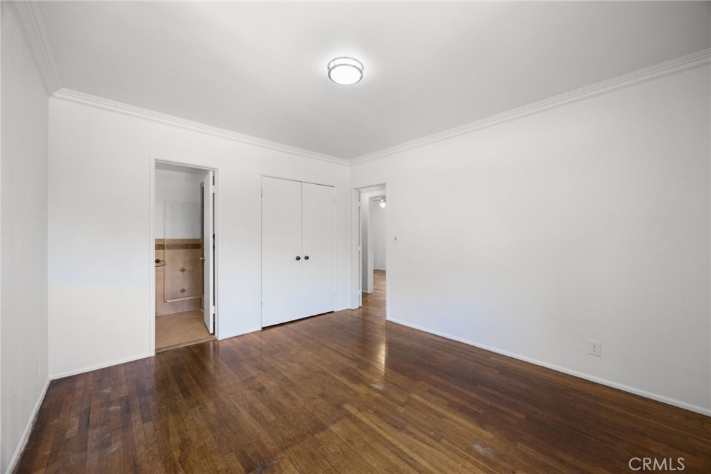 412 E Camile