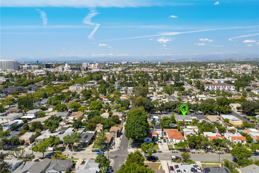 412 E Camile