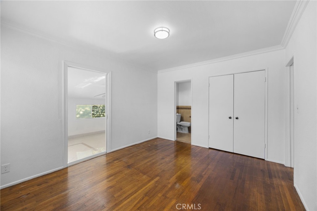 412 E Camile