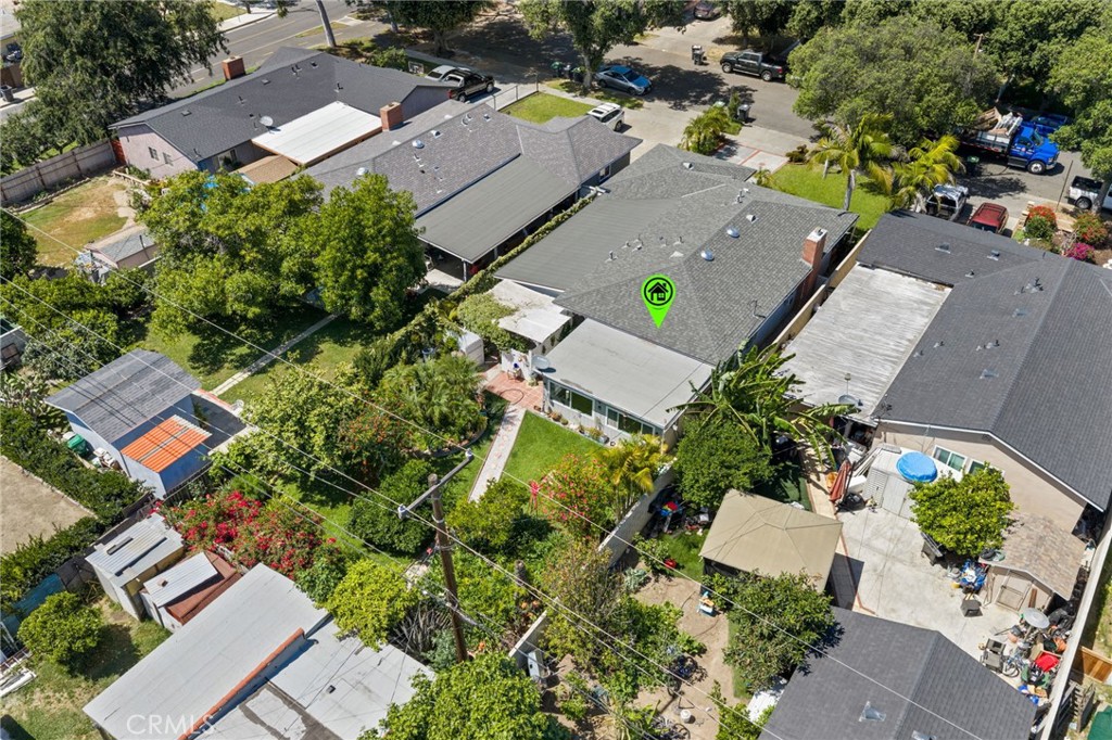 412 E Camile