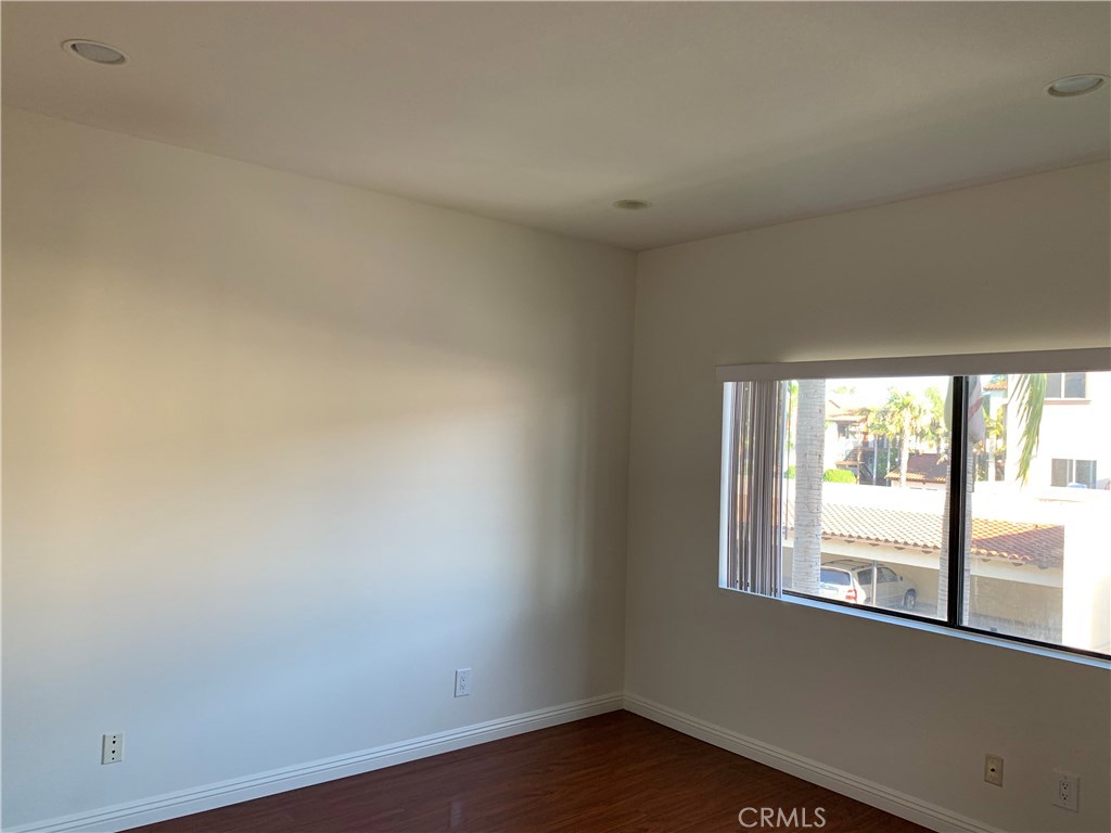 11620 Warner Avenue 524