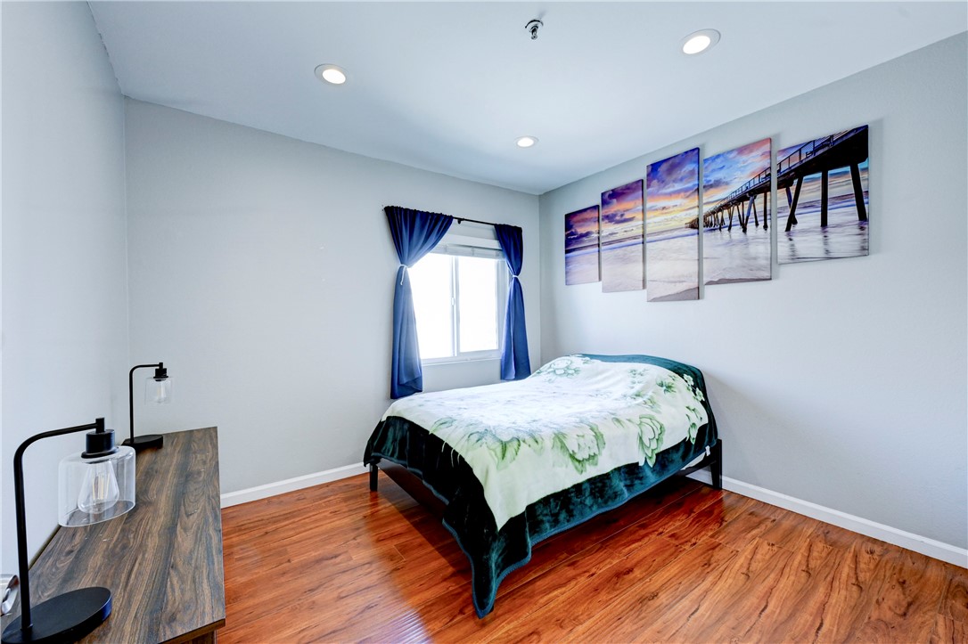 260 Victoria Street 5