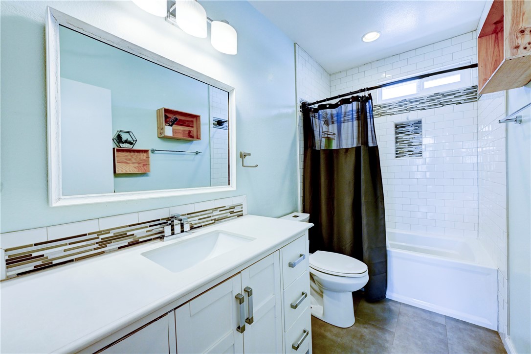 260 Victoria Street 5