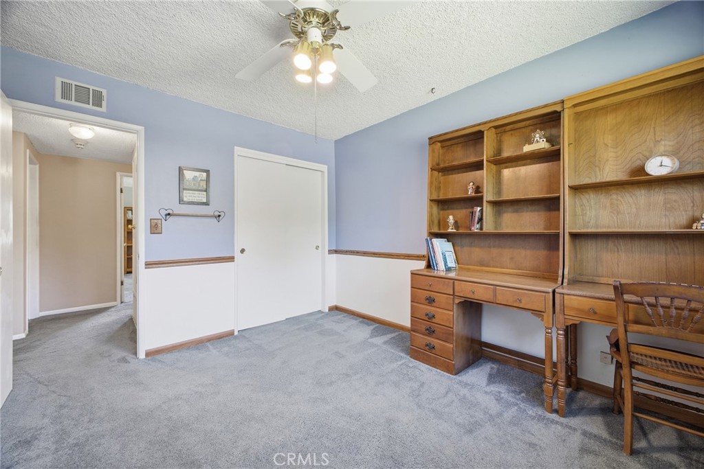 1411 E Concord