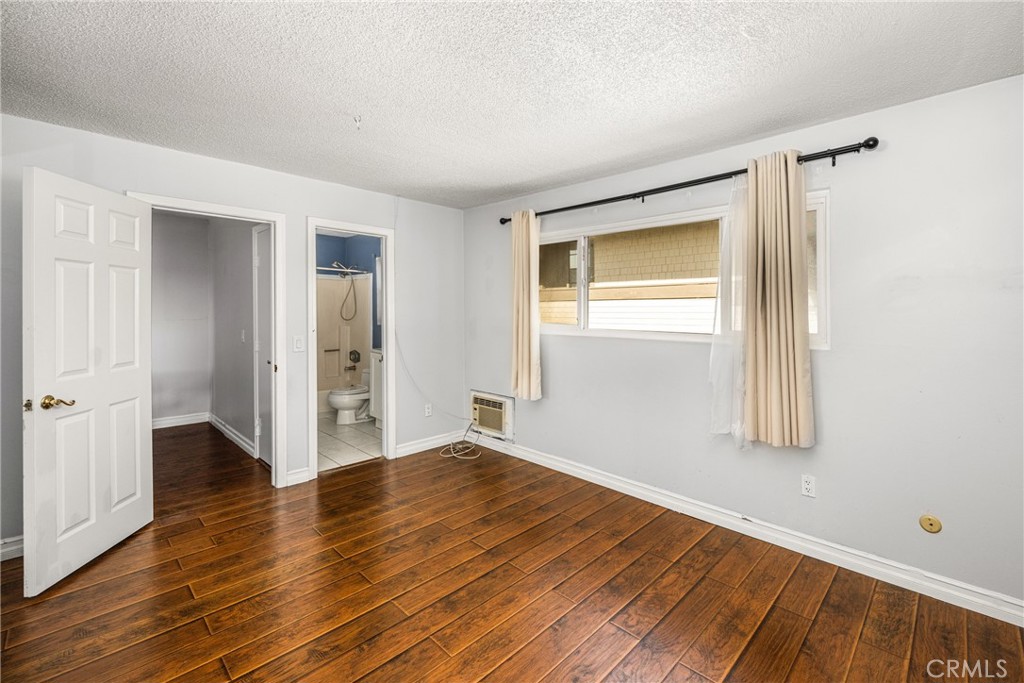 473 E 1st