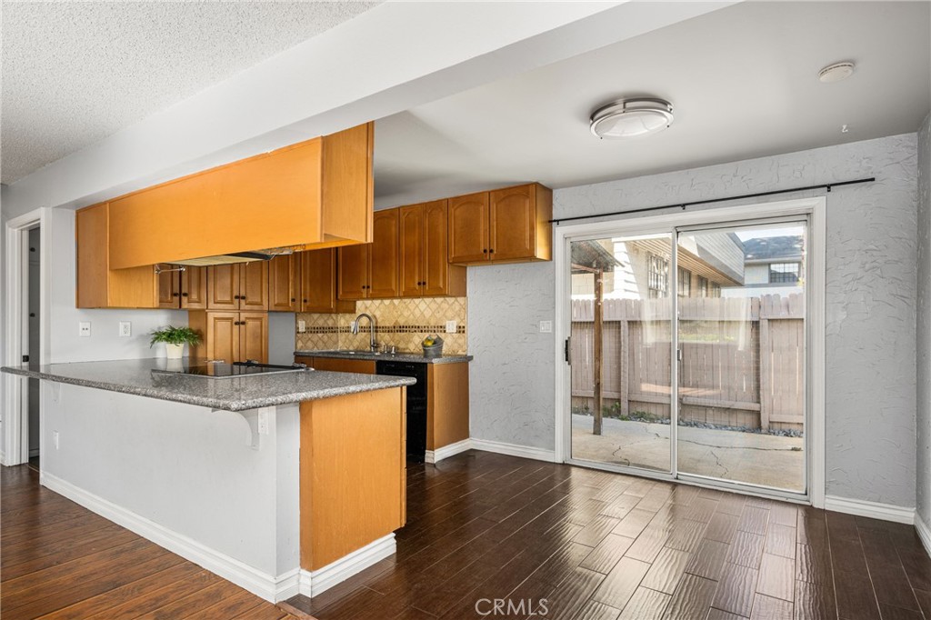 473 E 1st